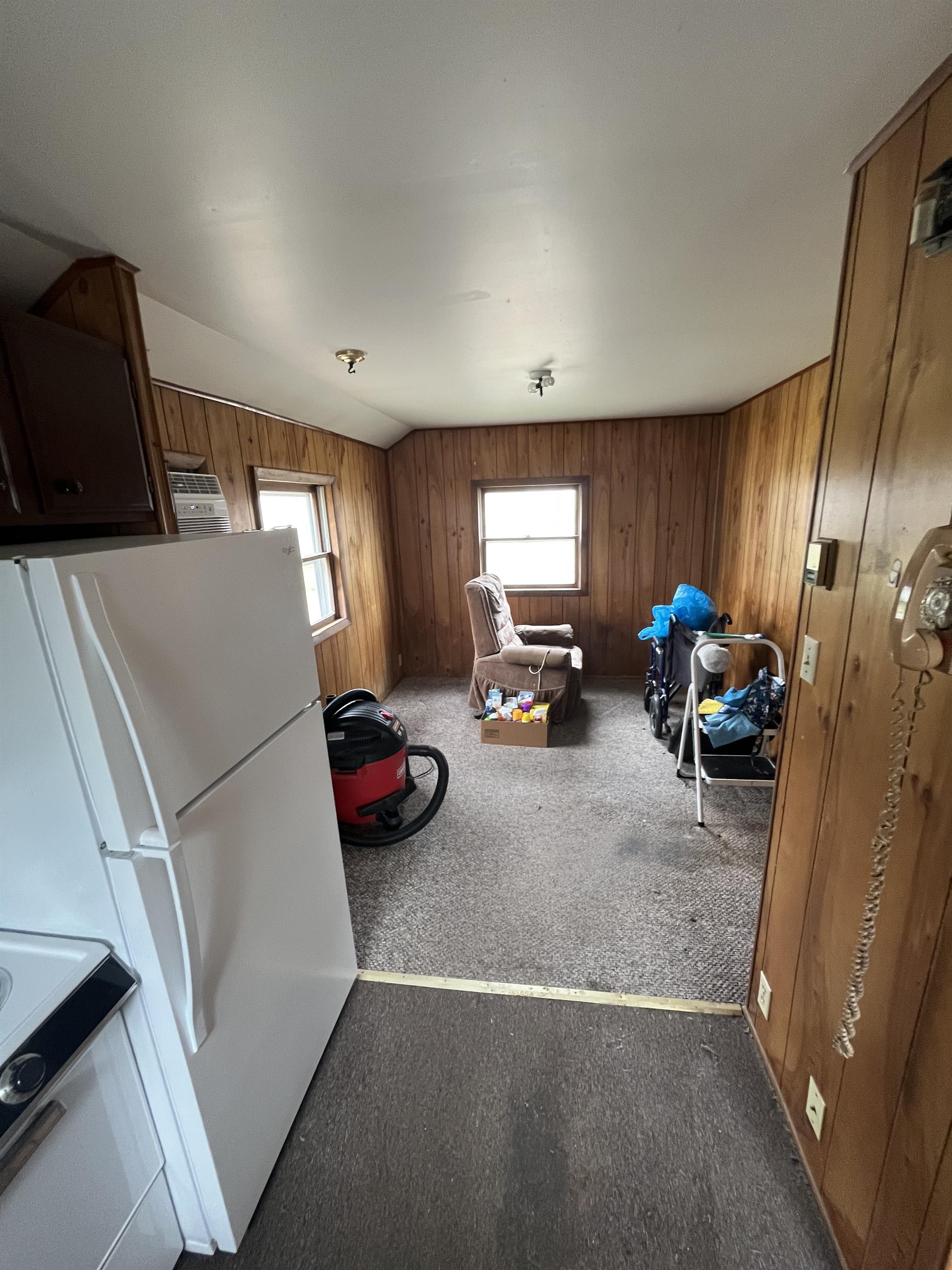 226 Beaver Avenue Northeast - D