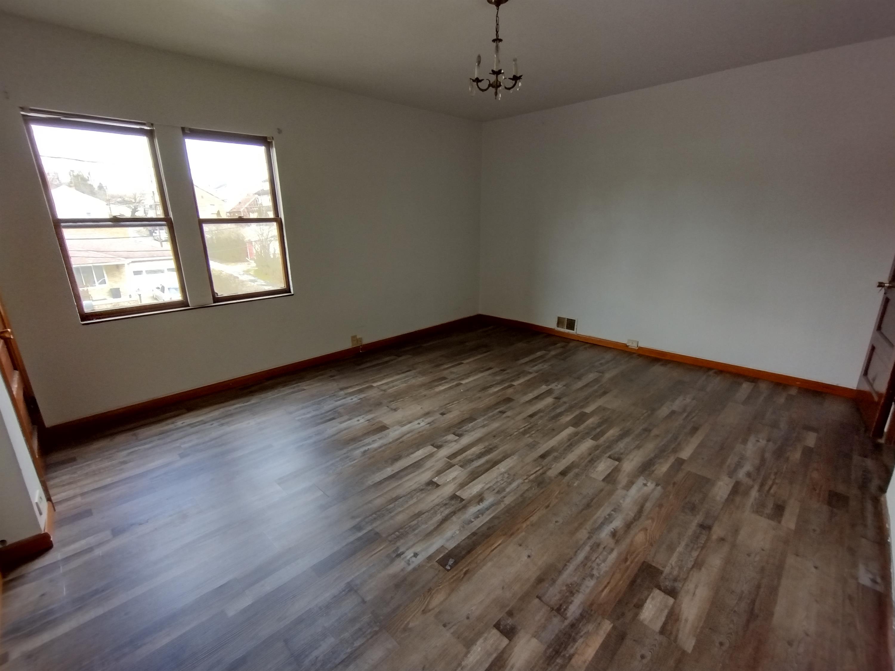 1527 Plum Street - 2